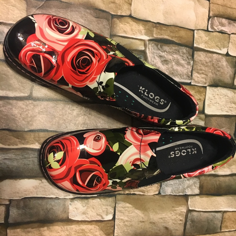 Brand new Klogs